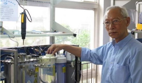 银发智慧点亮绿色未来 退休工程师成功研发节能装置，获超2000万投资